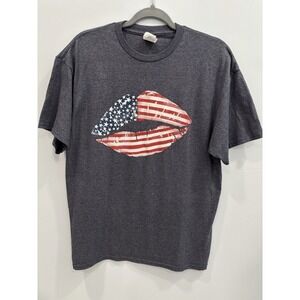 Delta Pro-Weight Women's Large Gray Tee with American Flag Lips Graphic